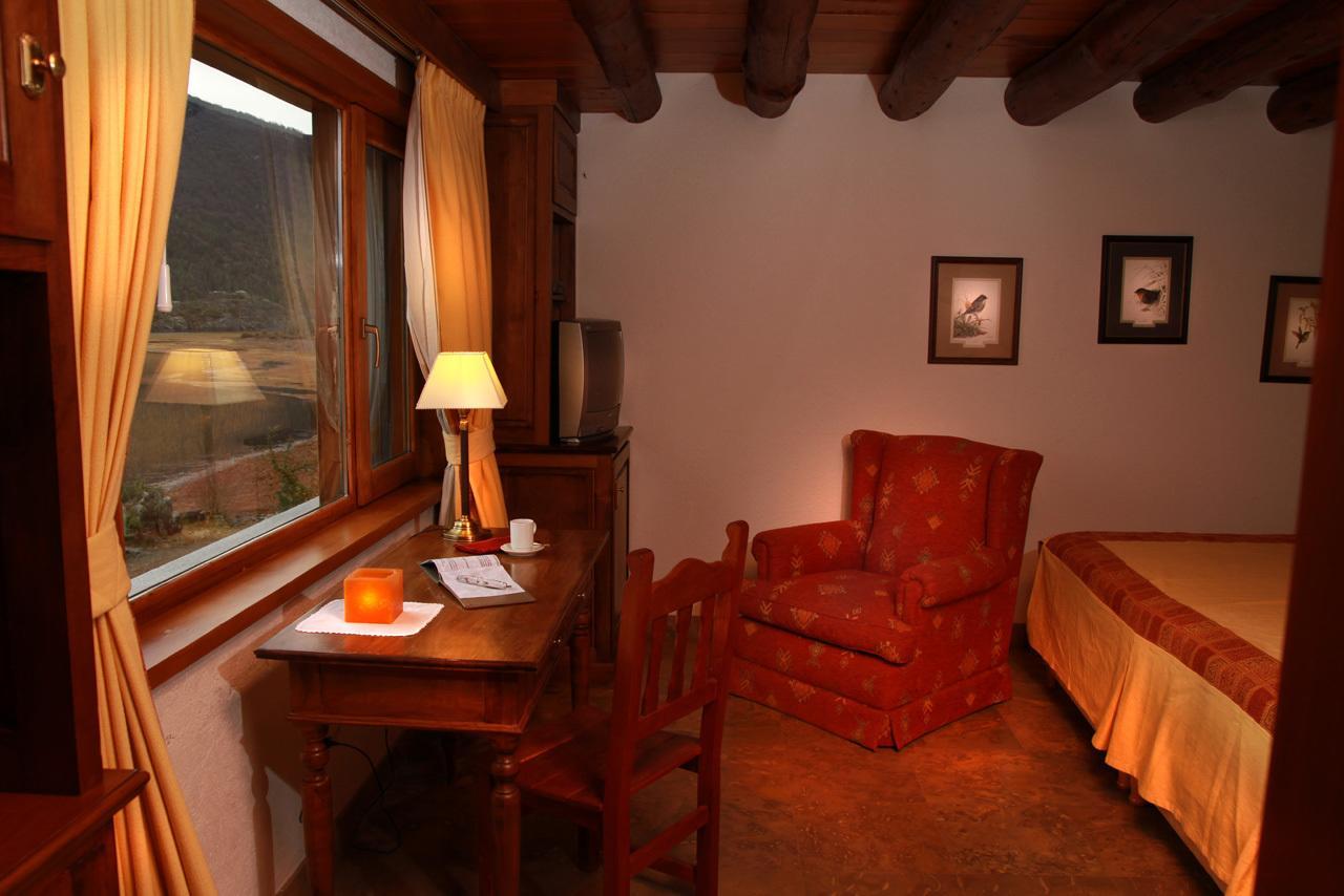 Piedra Pintada Hotel Alumine Ngoại thất bức ảnh